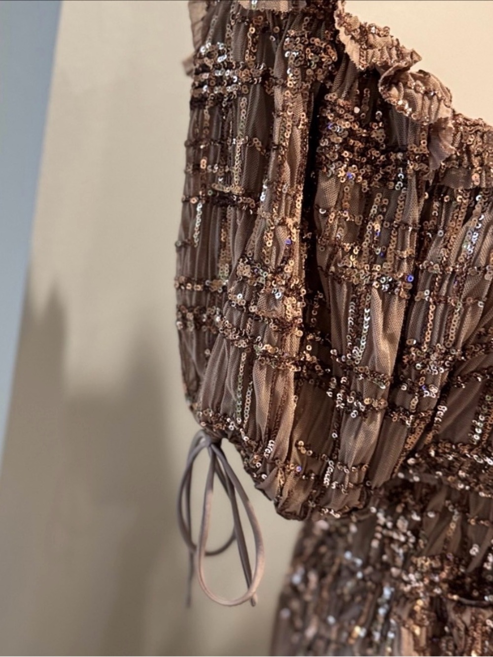NWT En Saison Brown Sequin Ruffle Mini Dress Size Small - Picture 9 of 15